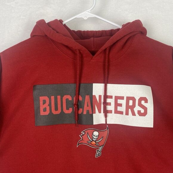 NFL Tampa Bay Buccaneers Sweater Mens Medium Red Hoodie Sweatshirt Pullover - Picture 3 of 6